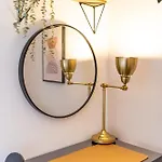 Modern By Honey Homes Апартаменты *