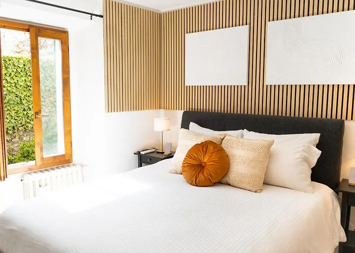 Apartmán Modern By Honey Homes *