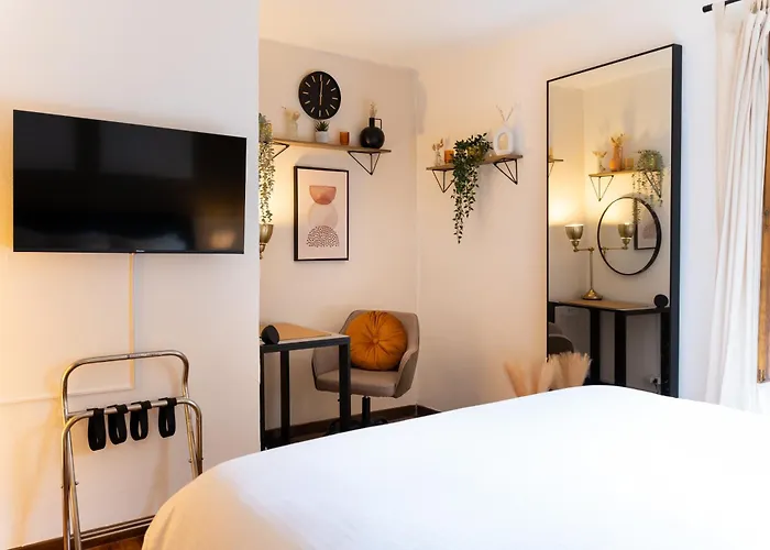 Apartmán Modern By Honey Homes *